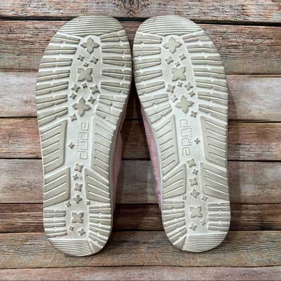 Hey Dude Pink Wendy Linen Loafers - Picture 6 of 9